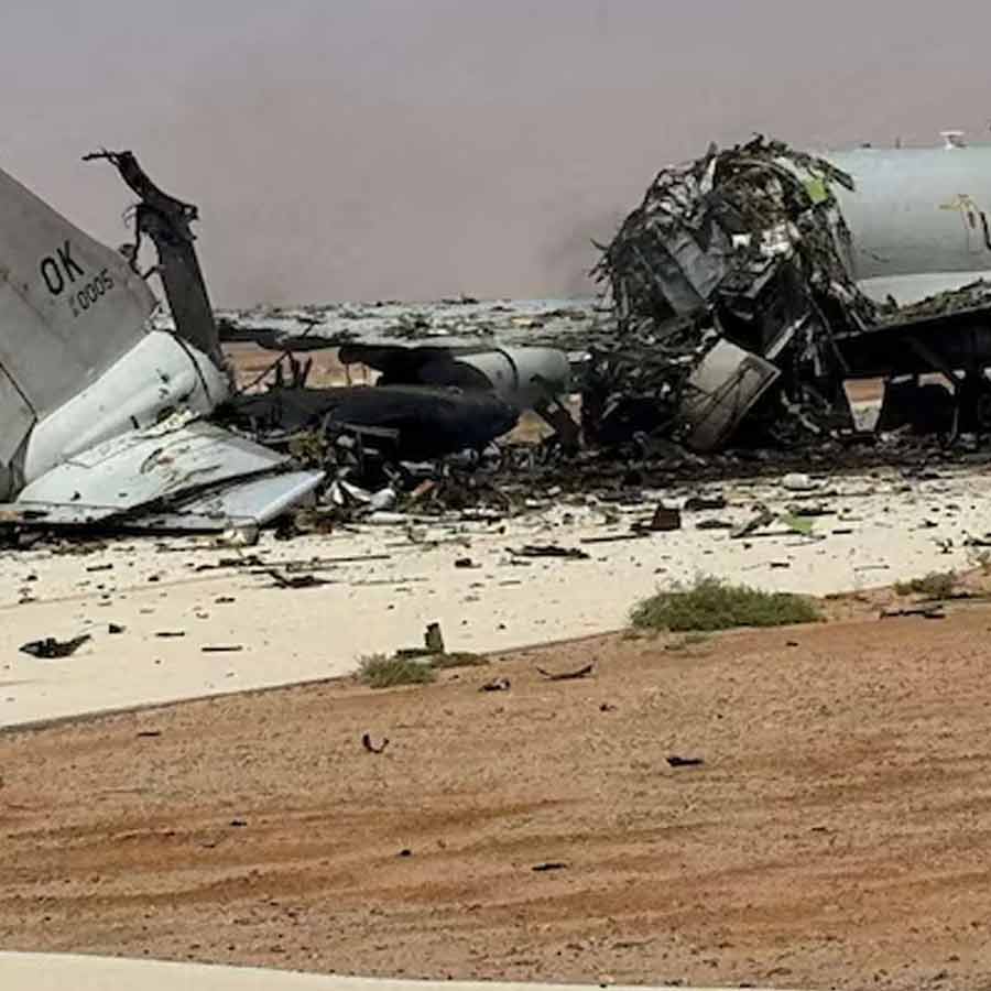 মার্কিন বিমান ধ্বংস ইরানের হামলায়। ছবি: সংগৃহীত।