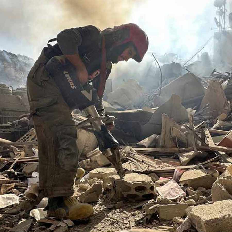 How did Iran plant mole inside Mossad and spied over Israel as Tel Aviv arrested two Air Force technicians allegedly leaking military information to Tehran