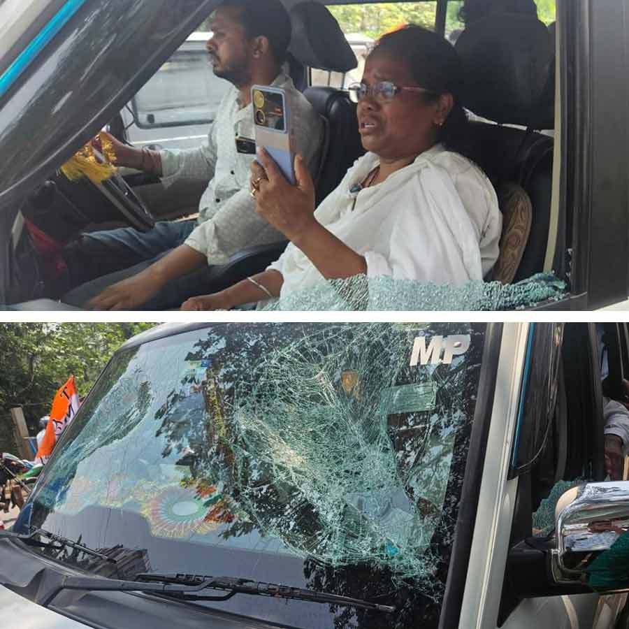 Car of Arambagh TMC MP Mitali Bag allegedly attacked by BJP