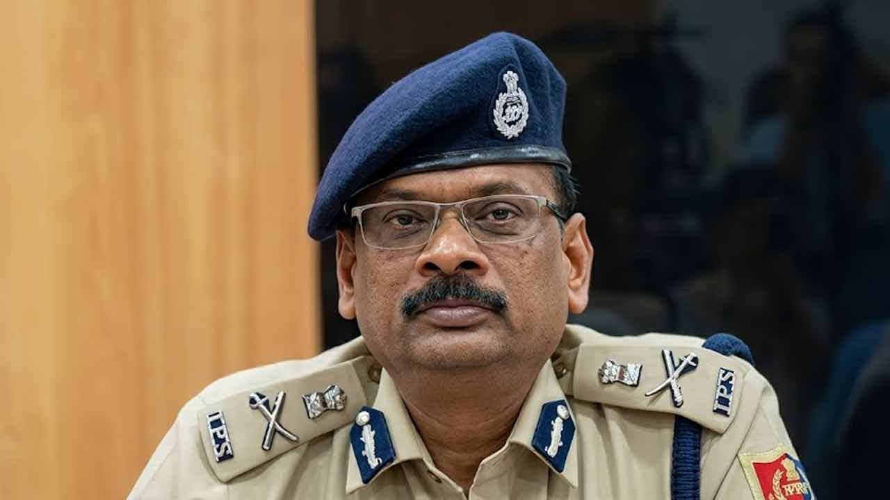 রাজ্য পুলিশের ডিজি সিদ্ধনাথ গুপ্ত।