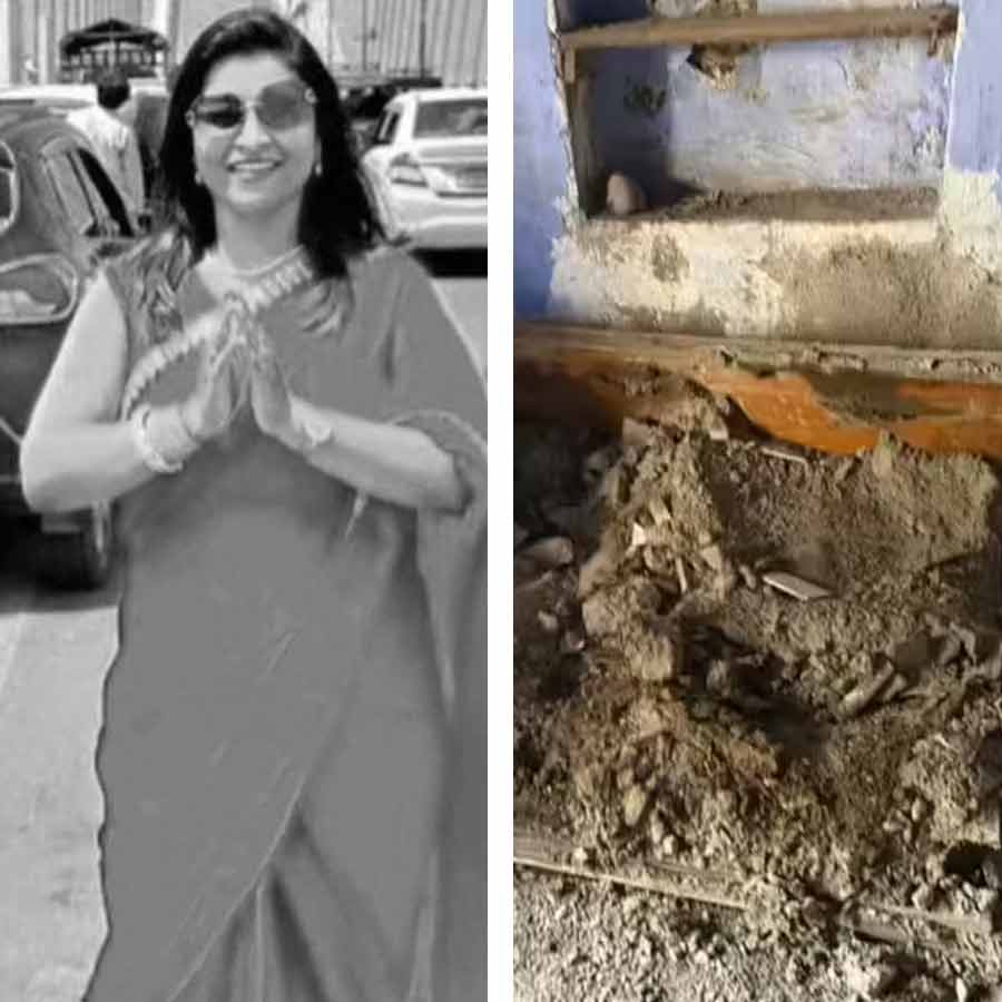 Body of a Surat woman found inside a wooden box