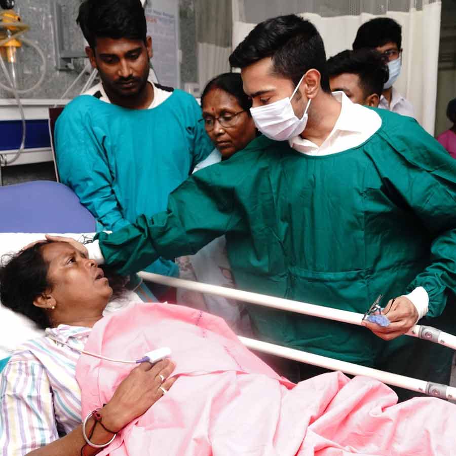 Car of Arambagh TMC MP Mitali Bag allegedly attacked by BJP