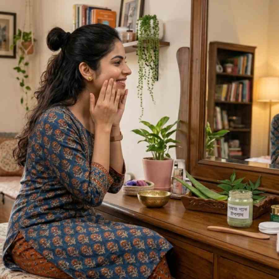 গরমে হিট র‌্যাশ থেকে মুক্তি পেতে কী কী মাখবেন?