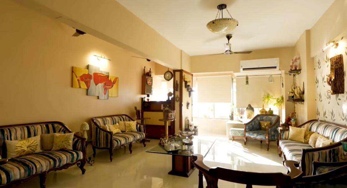 Rakesh Bedi home in Mumbai