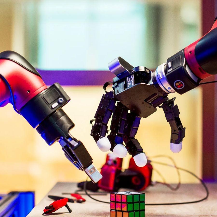 IIT Delhi is offering professional certification training in Executive Programme in Autonomous Robotics and AI Dgtl