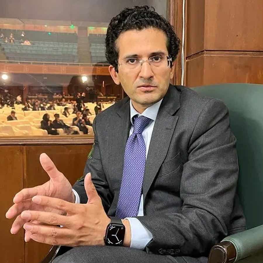 Petroleum Minister of Pakistan Ali Pervaiz Malik has raised concerns over country’s fuel reserves and talks about India