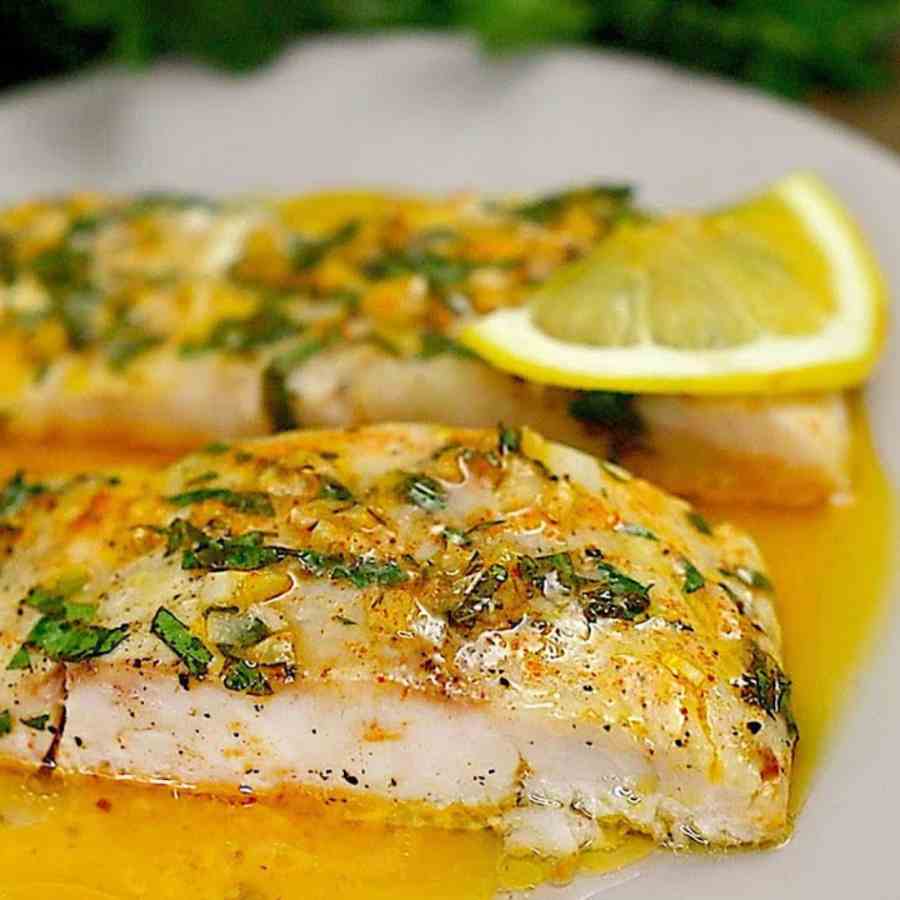 লেমন-গার্লিক গ্রিলড ফিশ।