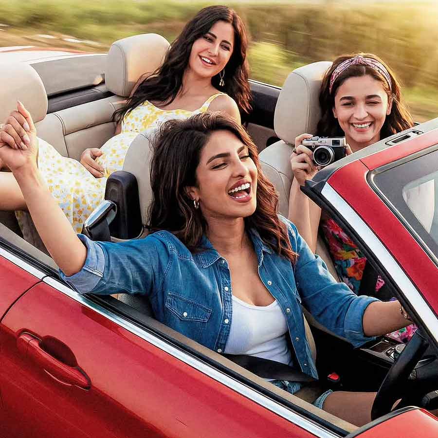 ক্যাটরিনা, প্রিয়ঙ্কা ও আলিয়াকে দেখা যাবে না ছবিতে?