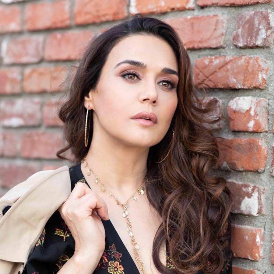 কী বিশেষ অনুরোধ করলেন প্রীতি জ়িন্টা?