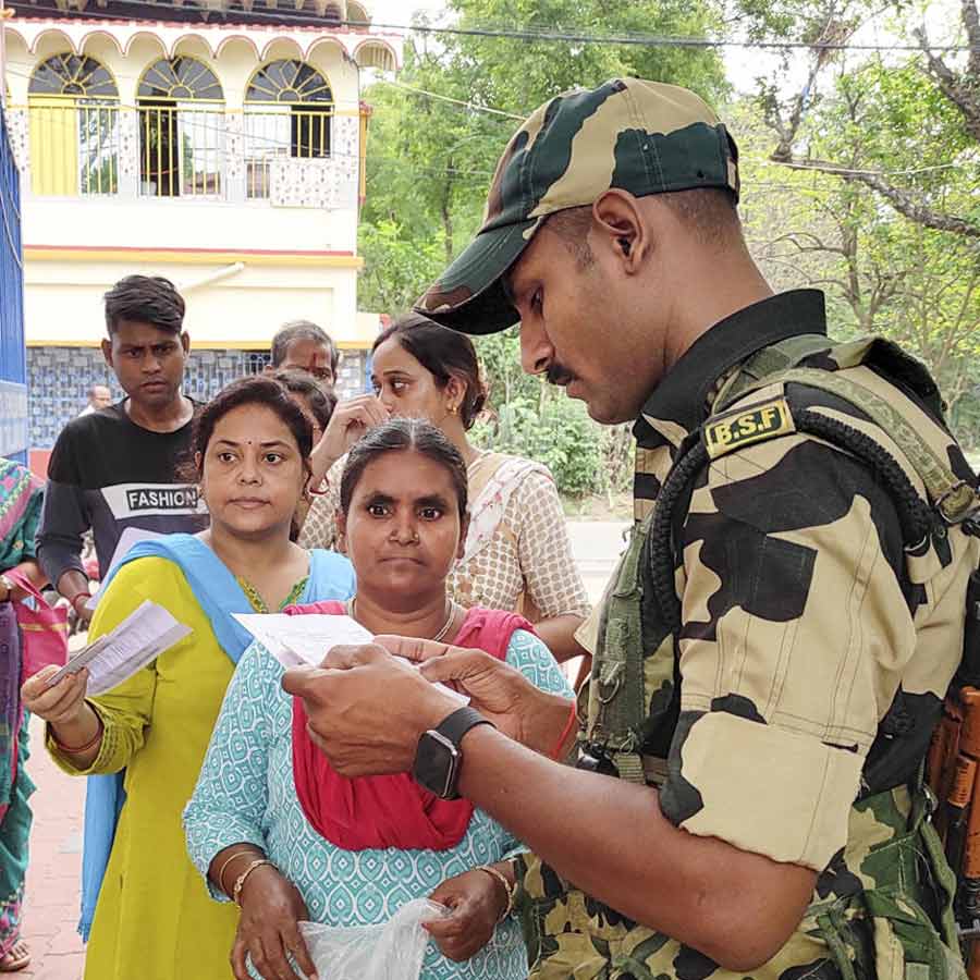 Election Commission orders CAPF deployment in Highrise building booths from night on urgent basis dgtl