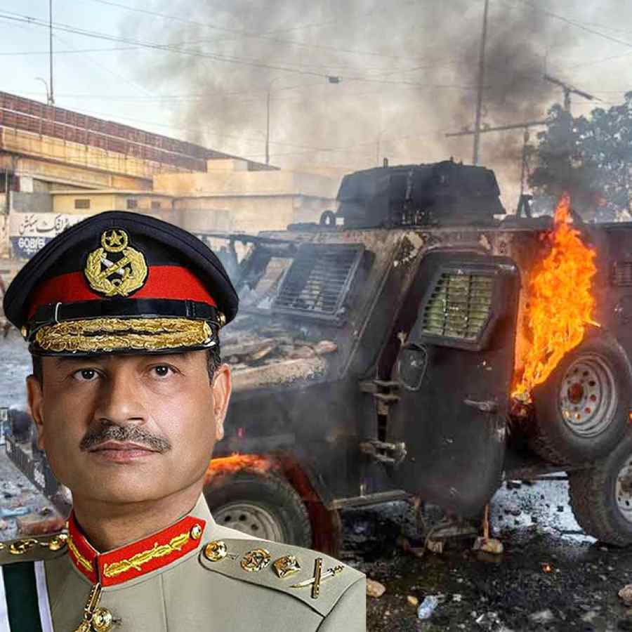 Is Pakistan\\\\\\\\\\\\\\\\\\\\\\\\\\\\\\\'s Field Marshal Asim Munir digging his own grave by trying to mediate in USA-Iran war