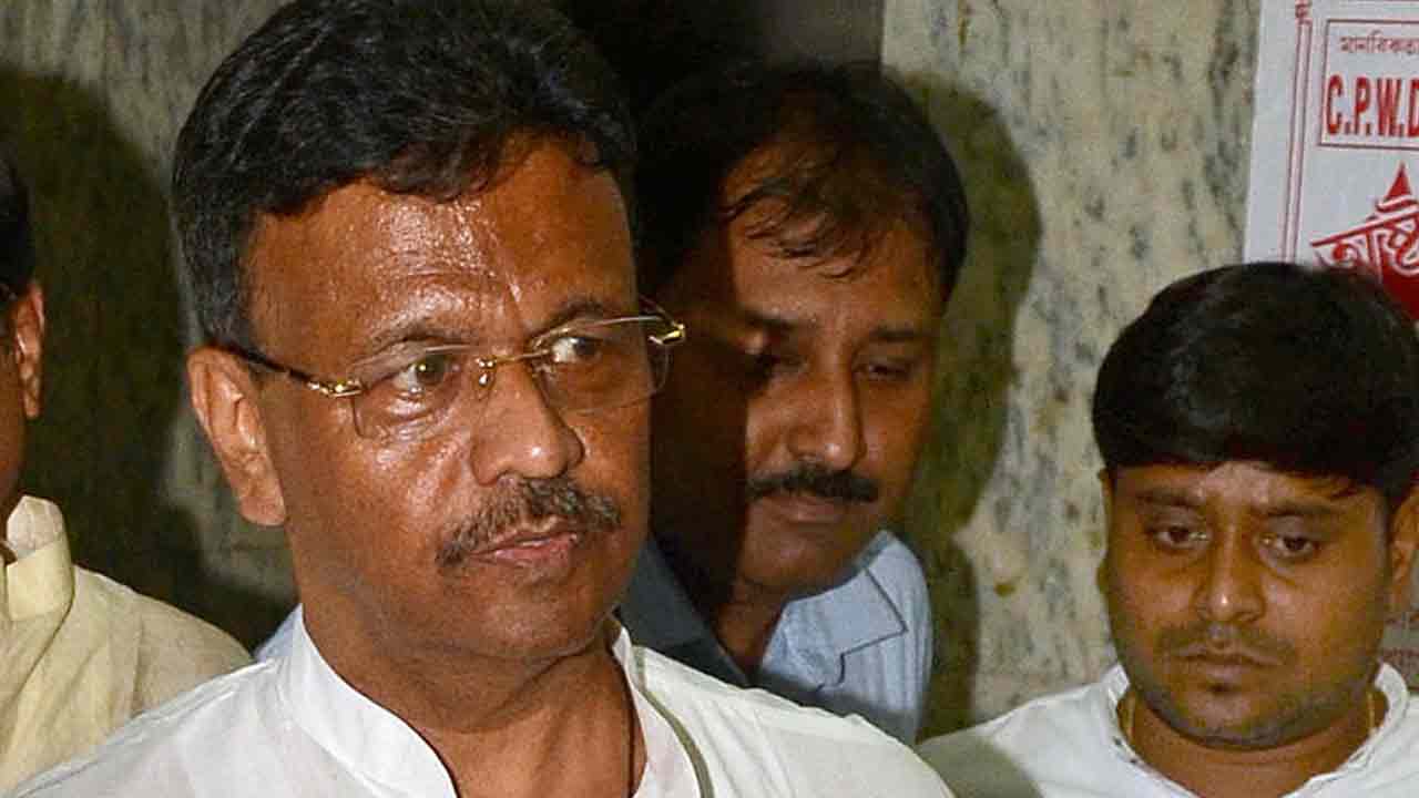 ফিরহাদ হাকিম।