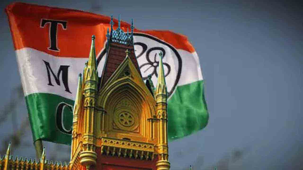 নির্বাচনের আগে কমিশনের ধরপাকড় নিয়ে কলকাতা হাই কোর্টে মামলা তৃণমূলের।