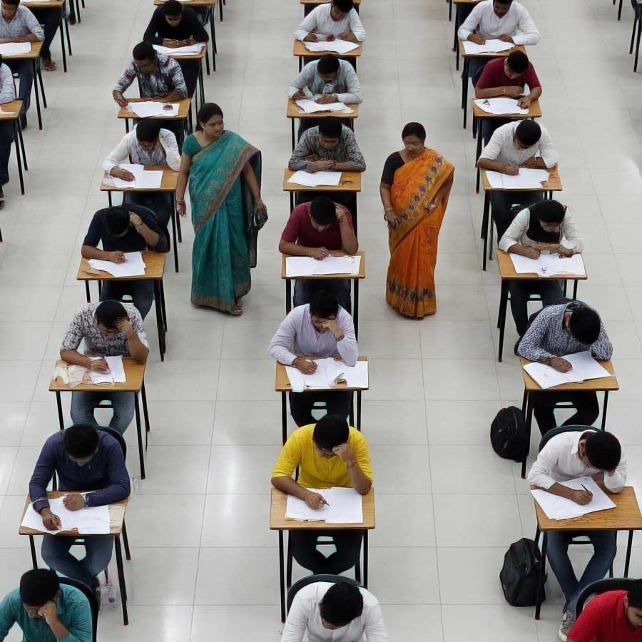 এফডিডিআই-এর প্রবেশিকা কবে?