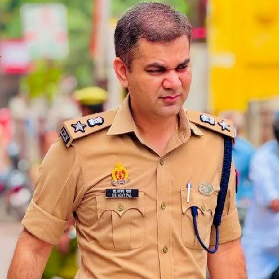 পশ্চিমবঙ্গের নির্বাচনে পুলিশ পর্যবেক্ষক আইপিএস অজয়পাল শর্মা।