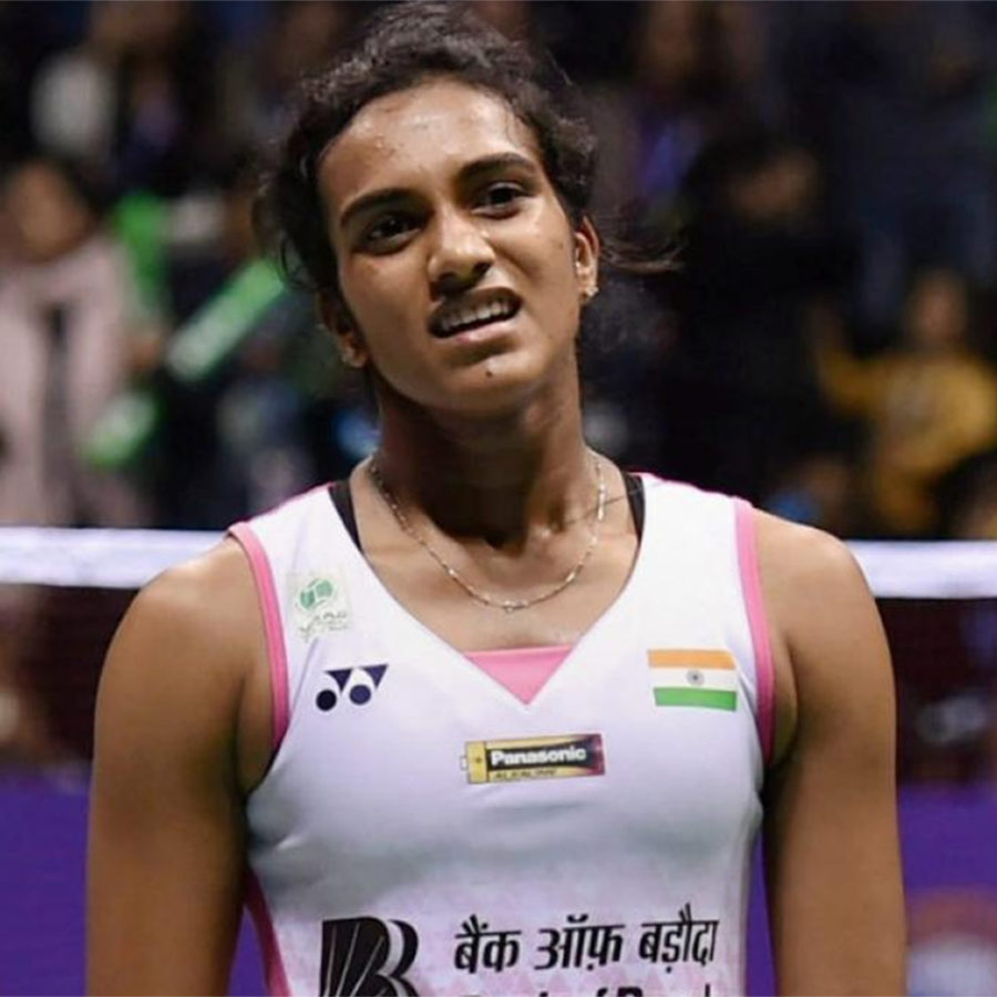 হতাশ: চিনের বিরুদ্ধে জিততে পারলেন না সিন্ধু।