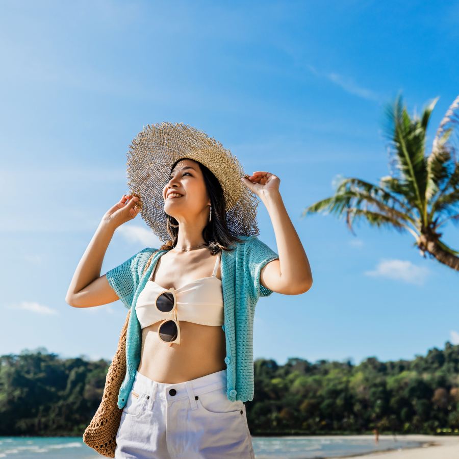 গরমে ভ্রমণ হোক নিরাপদ। ঝুলিতে কী কী থাকা দরকার?