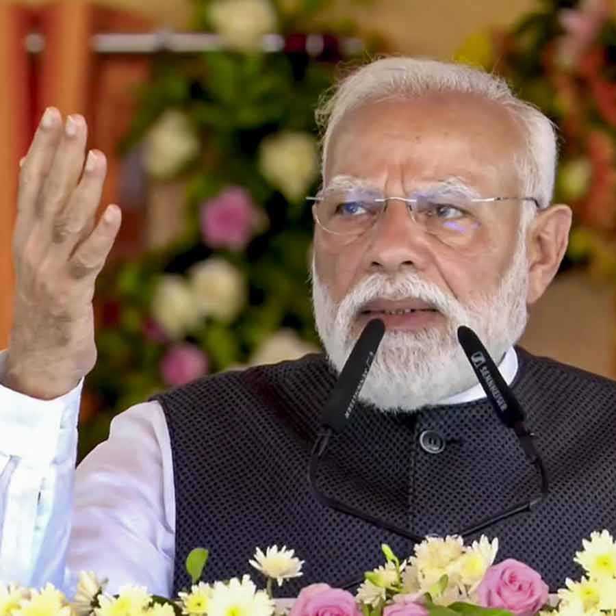 বুধবার উত্তরপ্রদেশের হরদইয়ের সভায় প্রধানমন্ত্রী নরেন্দ্র মোদী।