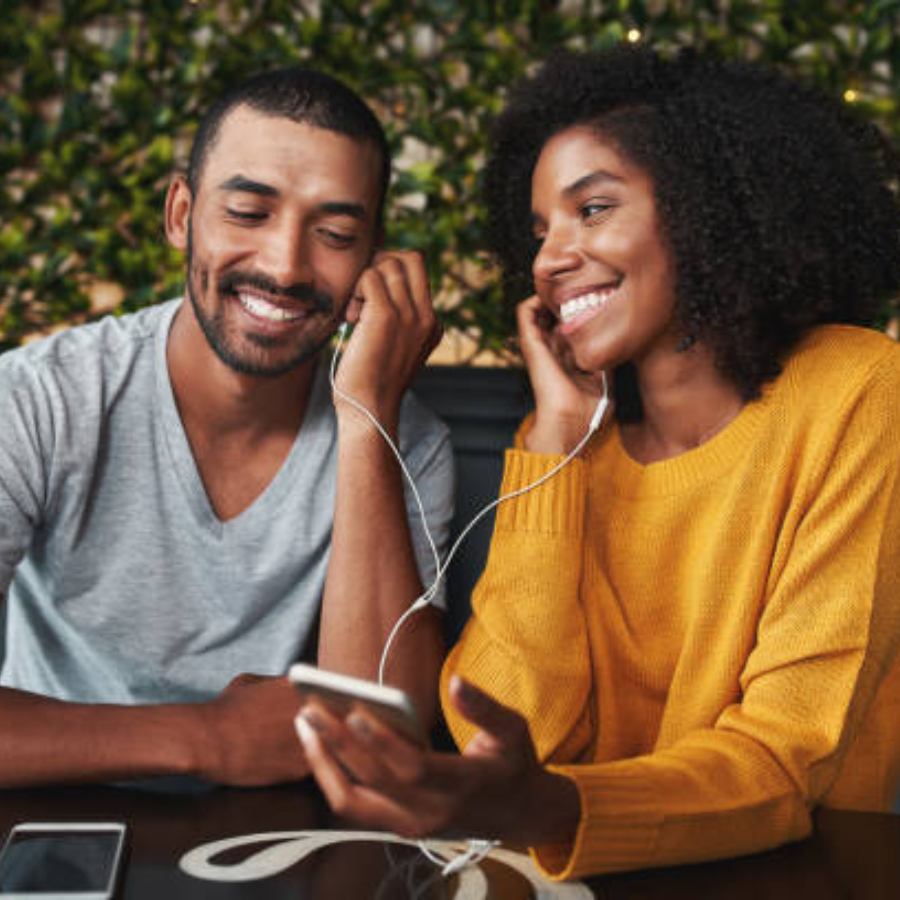 Why should not you share your earphones with others dgtl