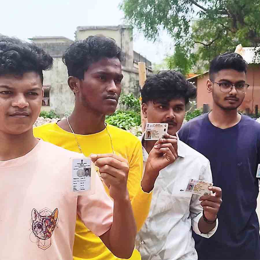 Questions against BJP leaders for not solving employment problems at Durgapur