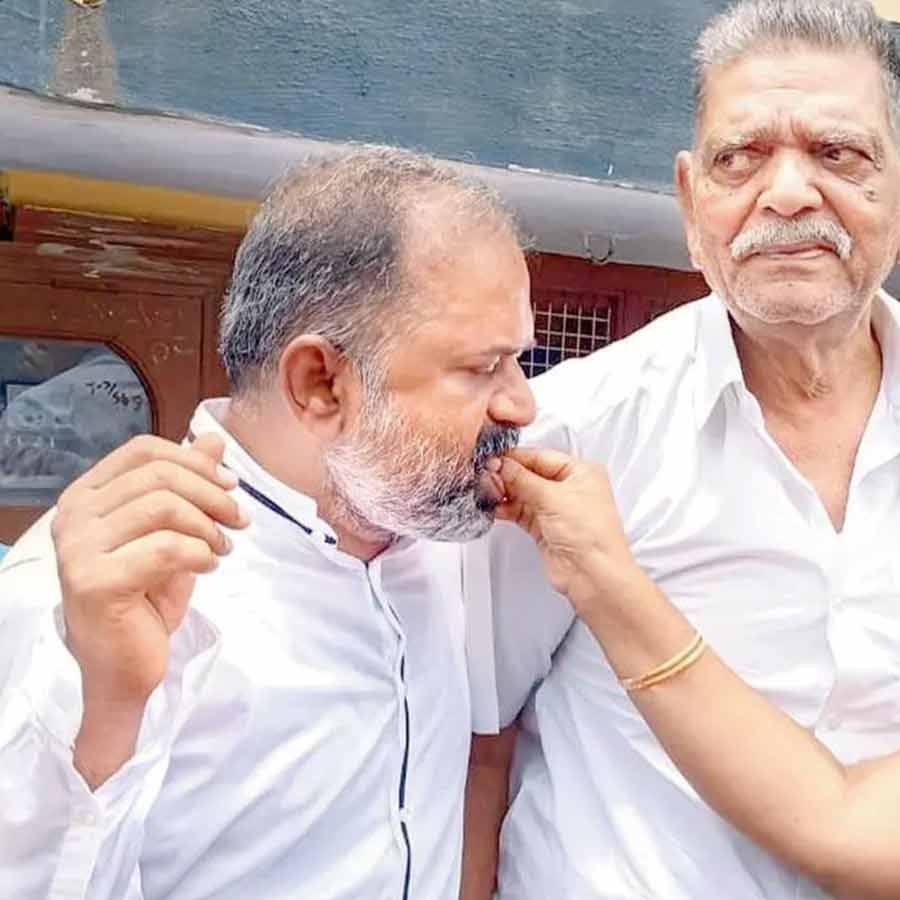 After 31 Years in Jail, Rajiv Gandhi Case Convict AG Perarivalan Turns High Court Lawyer