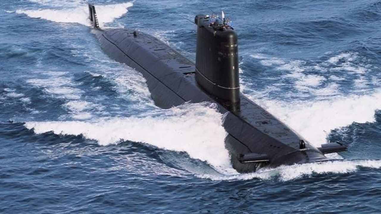 চিনের কাছ থেকে ডুবোজাহাজ পাচ্ছে পাকিস্তান।