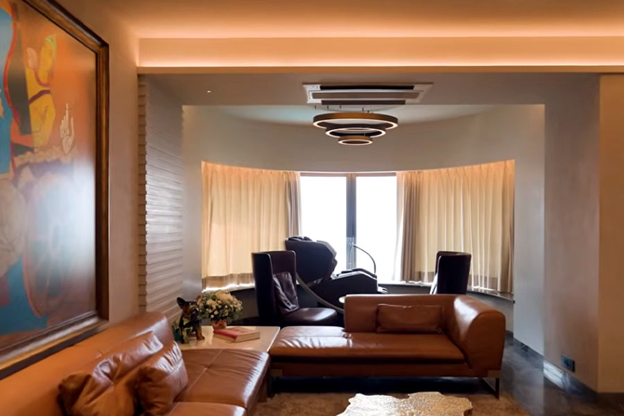 বসার ঘর।