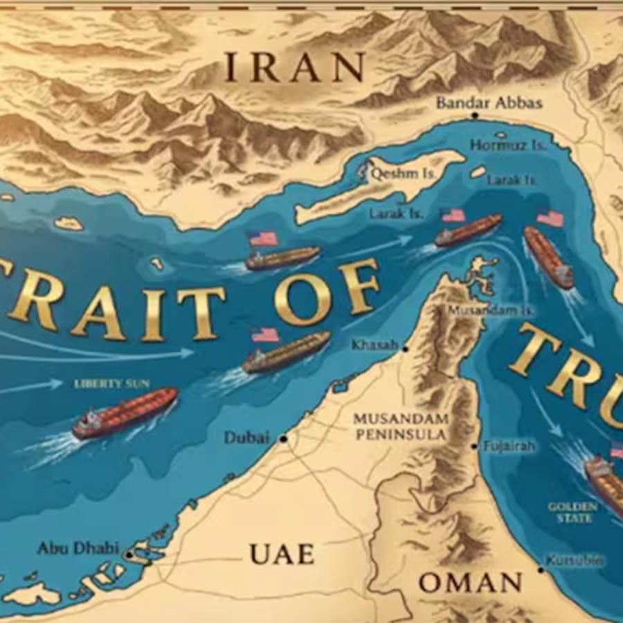 এ বার হরমুজ় প্রণালীর (স্ট্রেট অফ হরমুজ়) নাম বদলে দিলেন মার্কিন প্রেসিডেন্ট ডোনাল্ড ট্রাম্প।