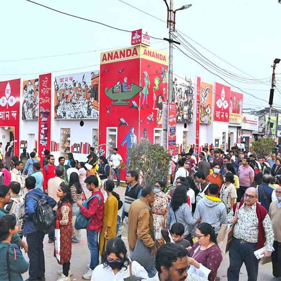 Kolkata Book Fair a place where many hearts connect