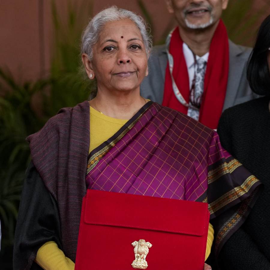 Nirmala Sitharaman wore A South Indian silk Saree for her Budget day speech dgtl