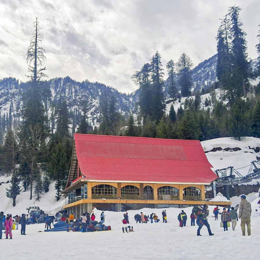 Rain, snow, bitter cold in north India due to western disturbances dgtl