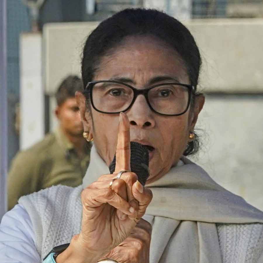Live update of Mamata Banerjee’s Election commission meeting