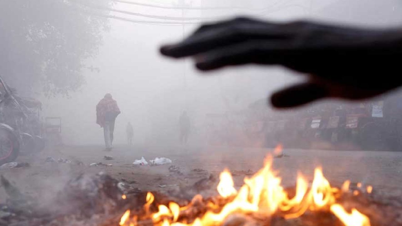 কলকাতা-সহ দক্ষিণবঙ্গের একাধিক জেলায় তাপমাত্রা কমেছে।