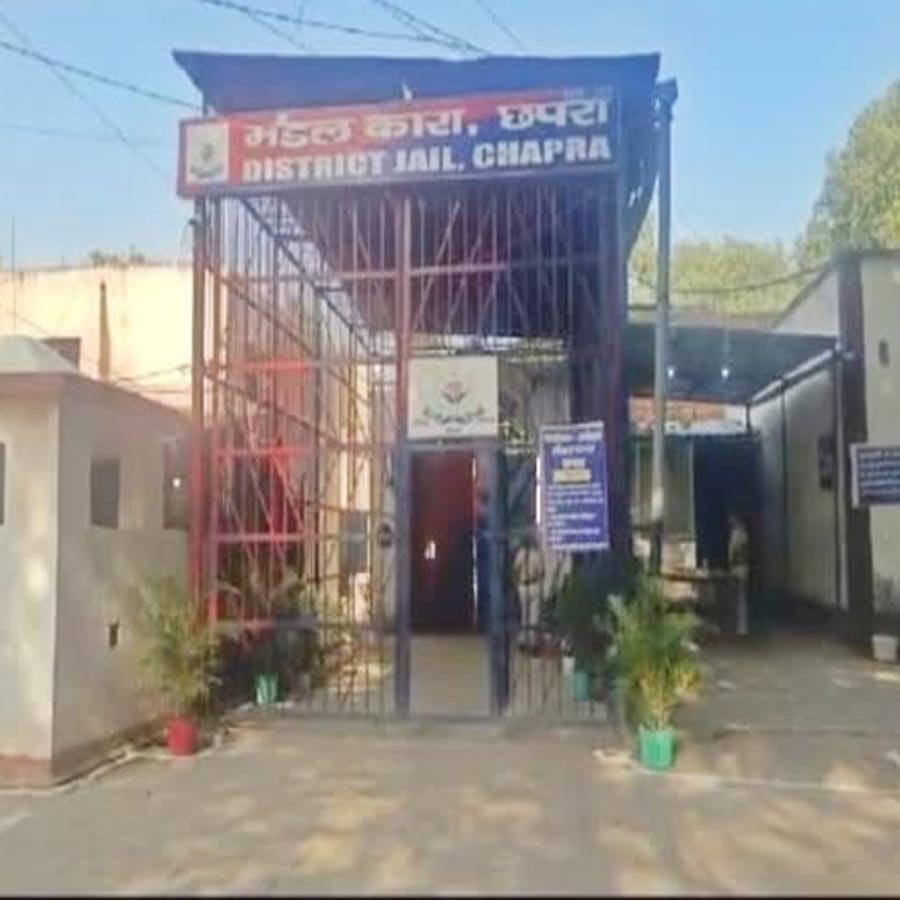 How 24 years ago a IPS officer operate a rescue mission after 1,200 prisoners took control of Chhapra jail