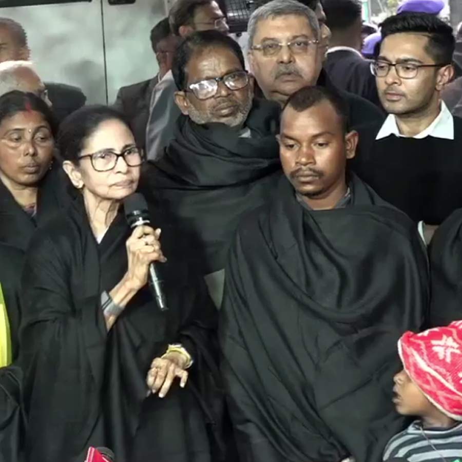 Live update of Mamata Banerjee’s Election commission meeting