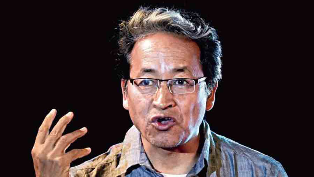 লাদাখের সমাজকর্মী সোনম ওয়াকচুক।