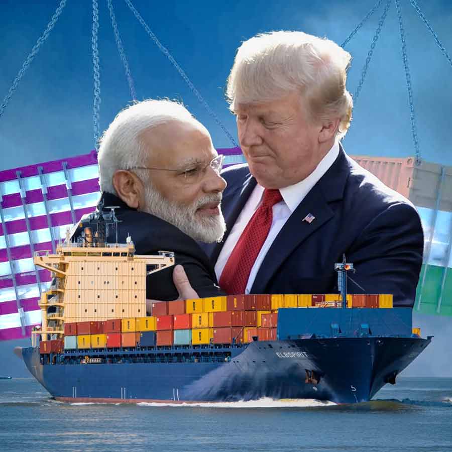 ভারতের প্রধানমন্ত্রী নরেন্দ্র মোদীর সঙ্গে আমেরিকার প্রেসিডেন্ট ডোনাল্ড ট্রাম্প।