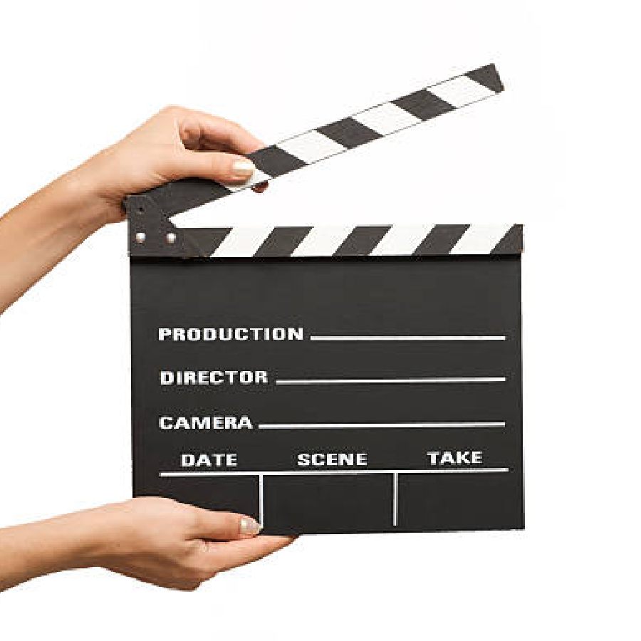 ছবির শুটিং শেষ হয়ে গিয়েছিল ৩৭ বছর আগে। কিন্তু সেই ছবি আর মুক্তি পায়নি। বলিউ়ড থেকে শুরু করে দক্ষিণী ফিল্মজগতের তারকা-মহাতারকারা এই ছবিতে অভিনয় করেছিলেন। তবুও বছরের পর বছর ধরে সেই ছবির ভবিষ্যৎ ছিল অন্ধকারে। ৩৭ বছর পর আবার মুক্তি পাচ্ছে সেই ছবি।