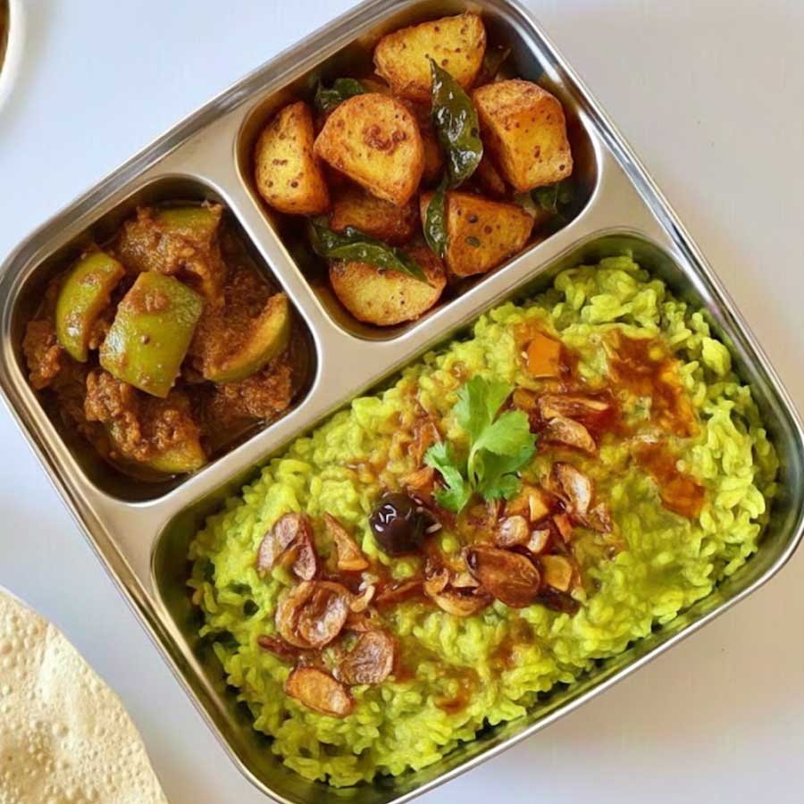 Khichri with twist, try new healthy recipes for lunch box
