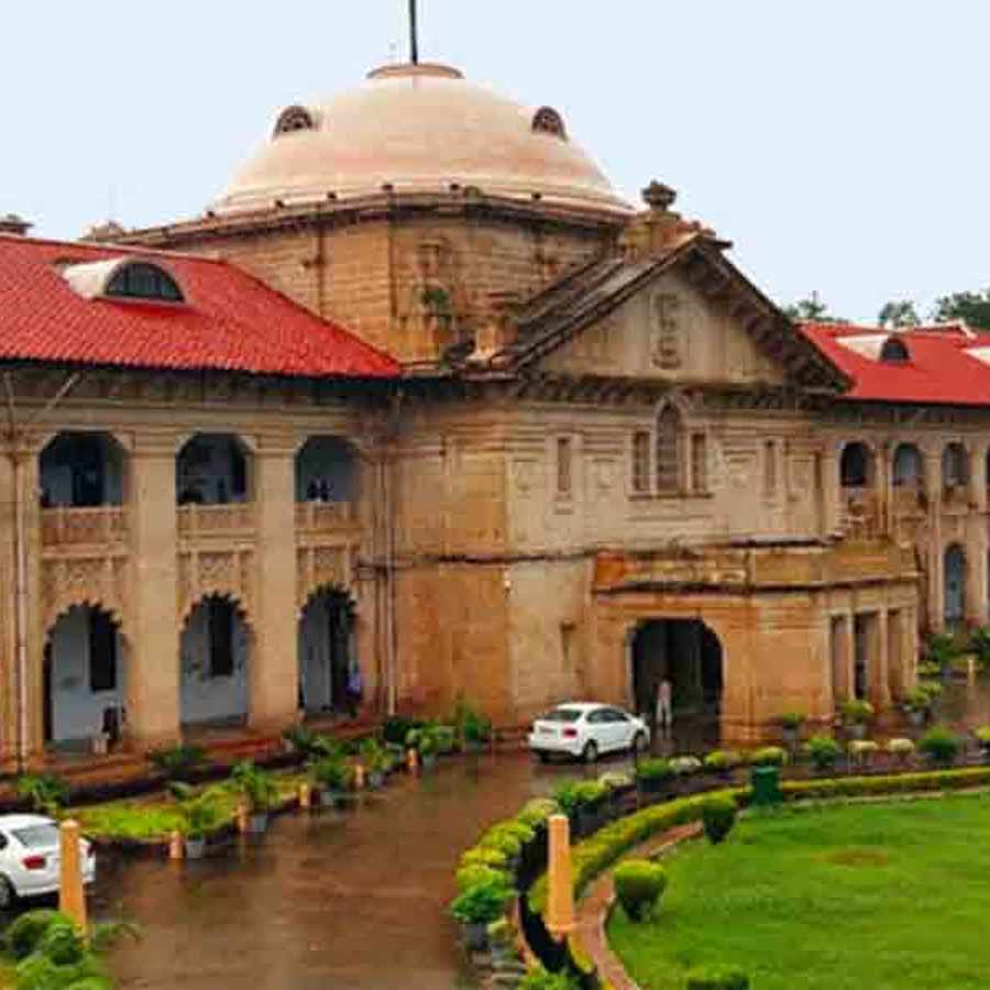 Supreme Court Collegium approves a proposal to appoint five retired justices as ad hoc judges of Allahabad High Court dgtl