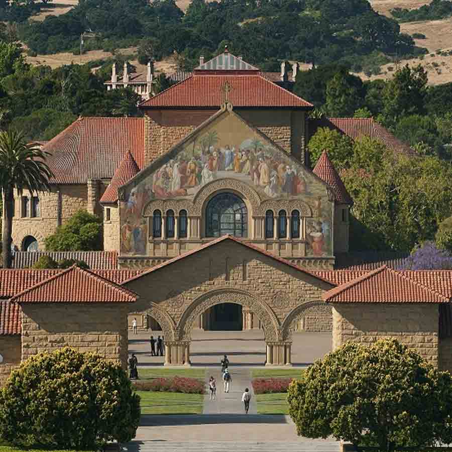 Stanford University Student Claims Some Undergraduates Falsely Cite Religious Dietary Restrictions