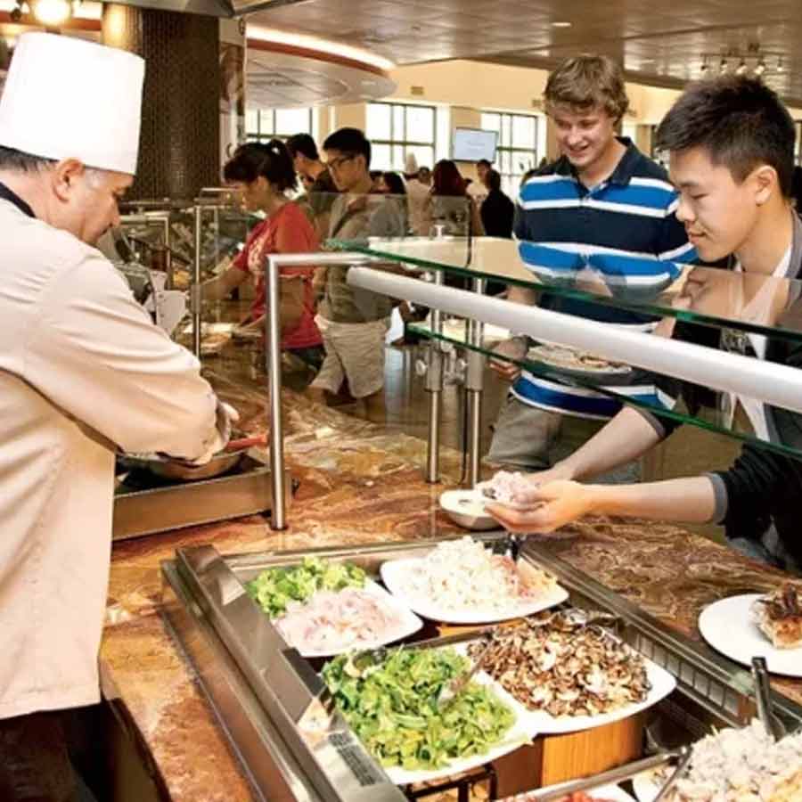 Stanford University Student Claims Some Undergraduates Falsely Cite Religious Dietary Restrictions