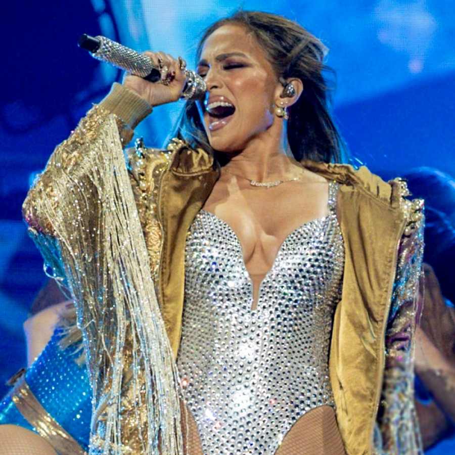 Why does Pakistan look new partner for Roosevelt Hotel of New York