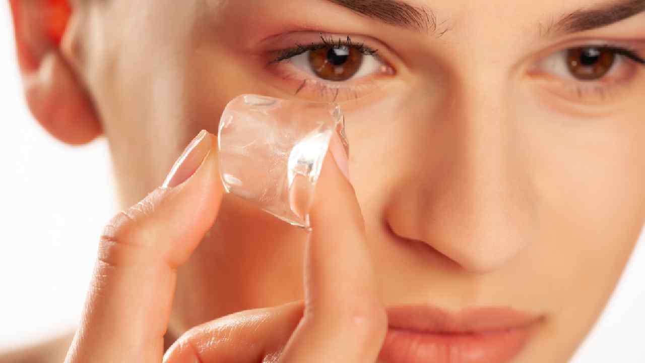 কাদের জন্য মুখে বরফ ঘষা ঠিক নয়?