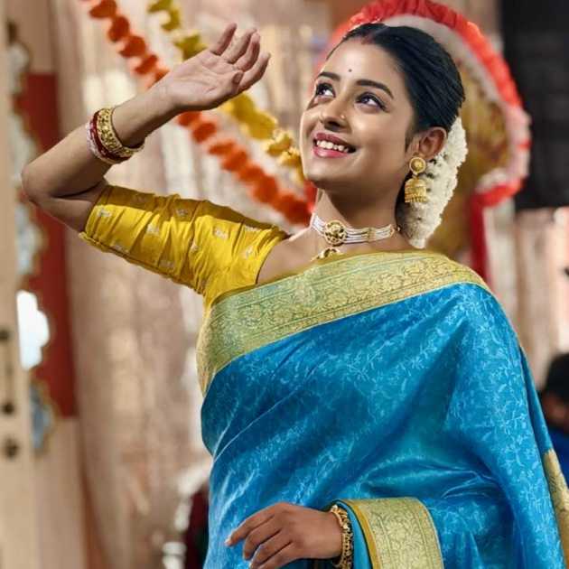 Actress Ishani Chatterjee opens up her struggle how she faced negative comments after launching as heroine in Parineeta Serial dgtl
