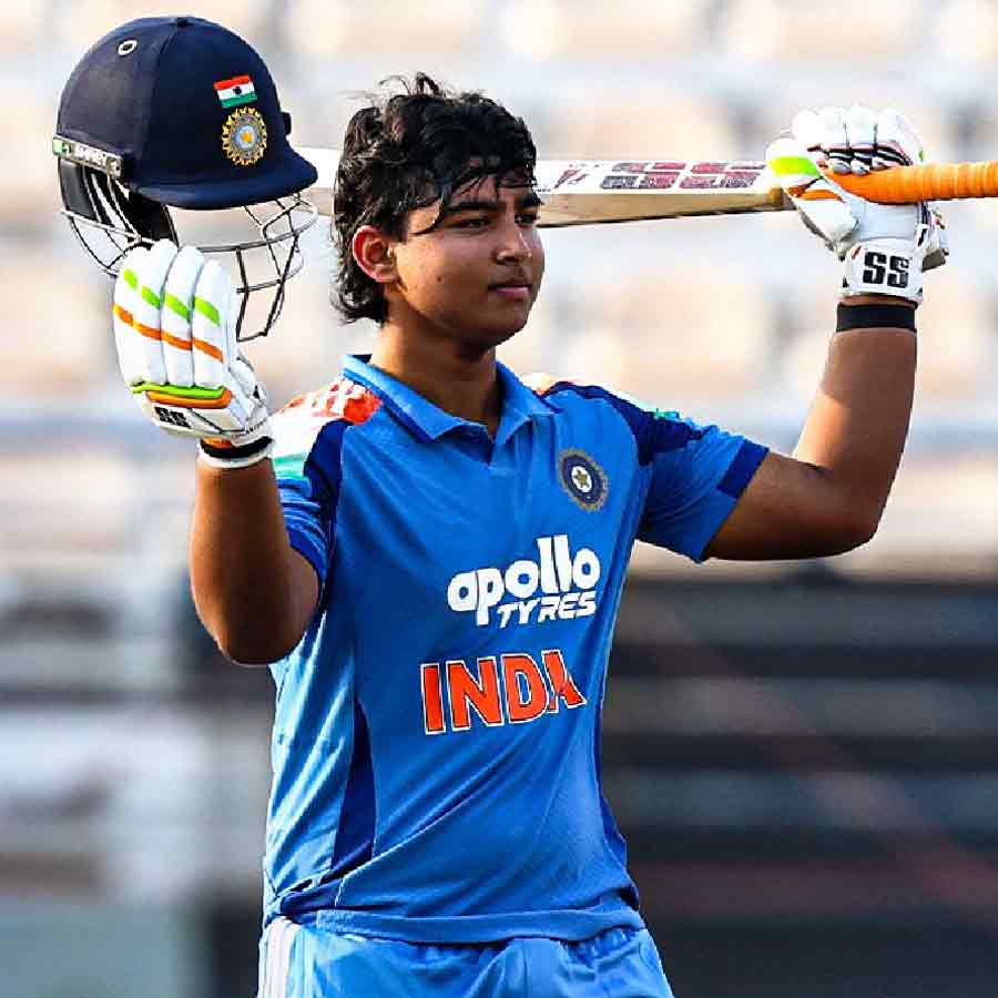 ১৪ বছরের ভারতীয় ব্যাটার বৈভব সূর্যবংশী।