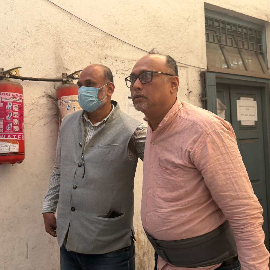 Akhtar Ali, a key accused in RG Kar Medical College financial irregularities surrenders in the court dgtl