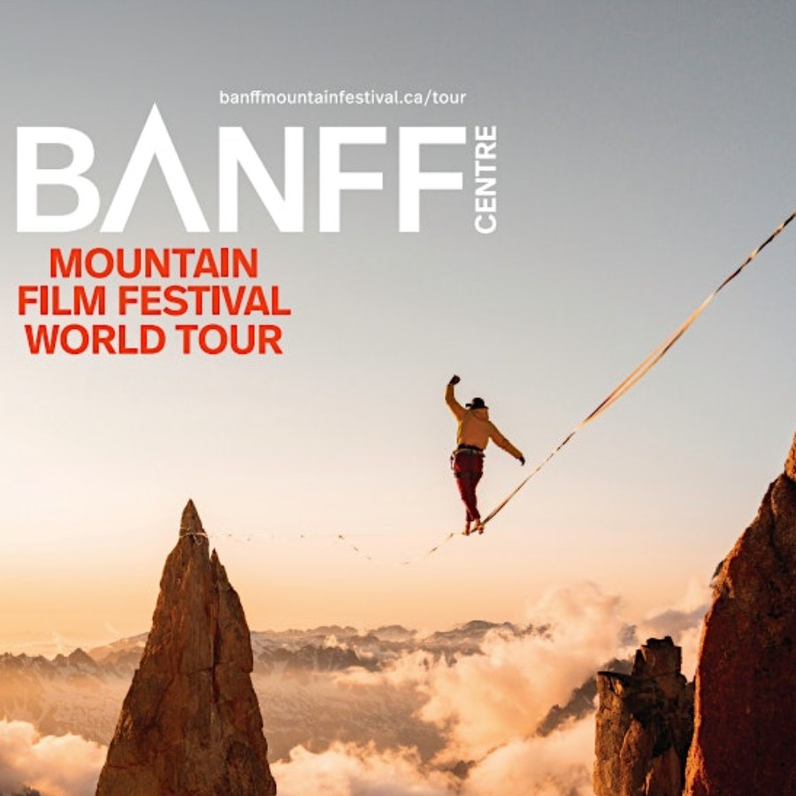 পাহাড় ঘিরে ছবির উৎসব শহরে।