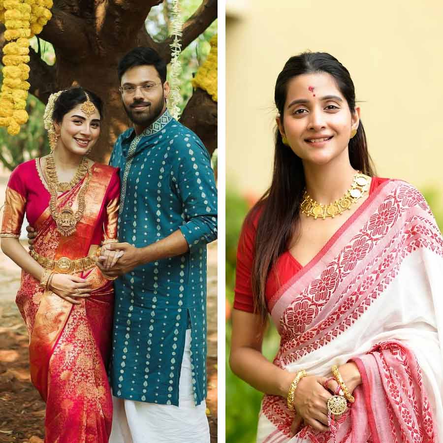 অদ্রিজা ও বিগ্নেশের বাগ্‌দান দেখে এলেন দেবচন্দ্রিমা।