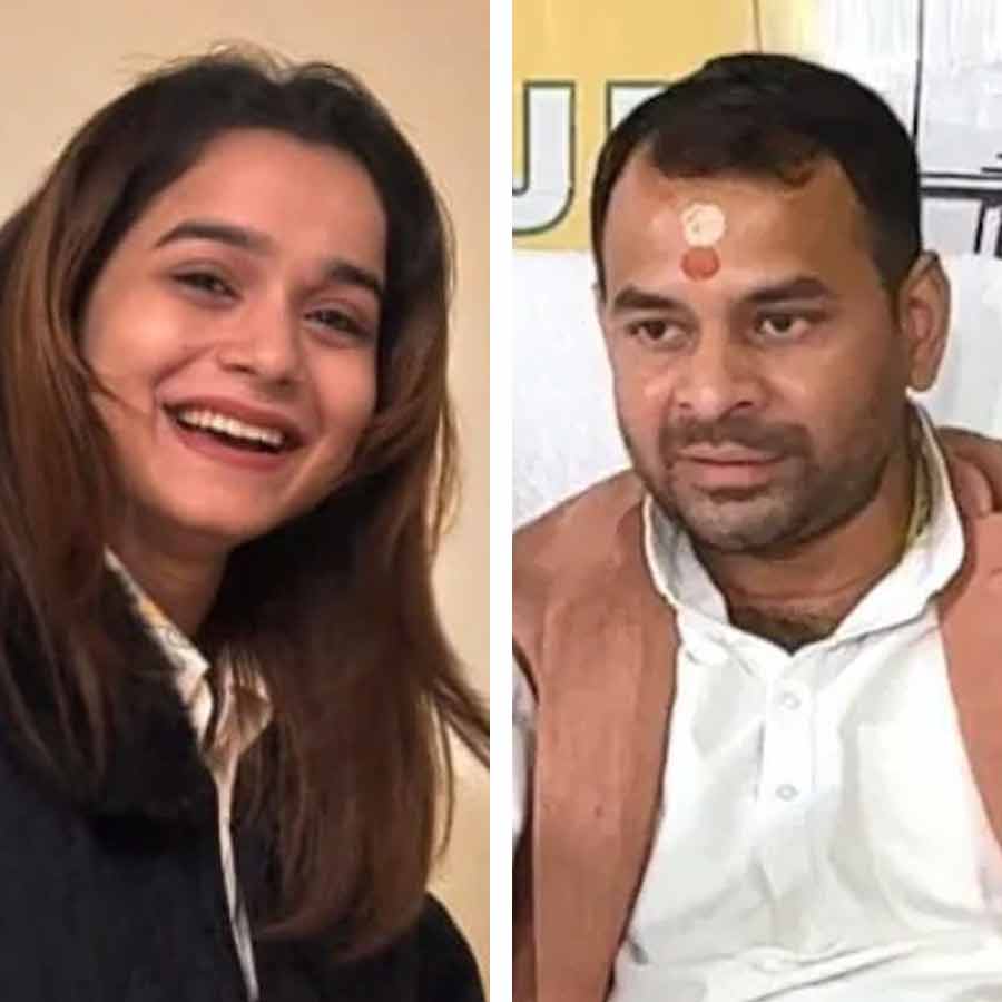 Lalu Prasad’s son and expelled RJD leader Tej Pratap Yadav denies links with Anushka, claims conspiracy